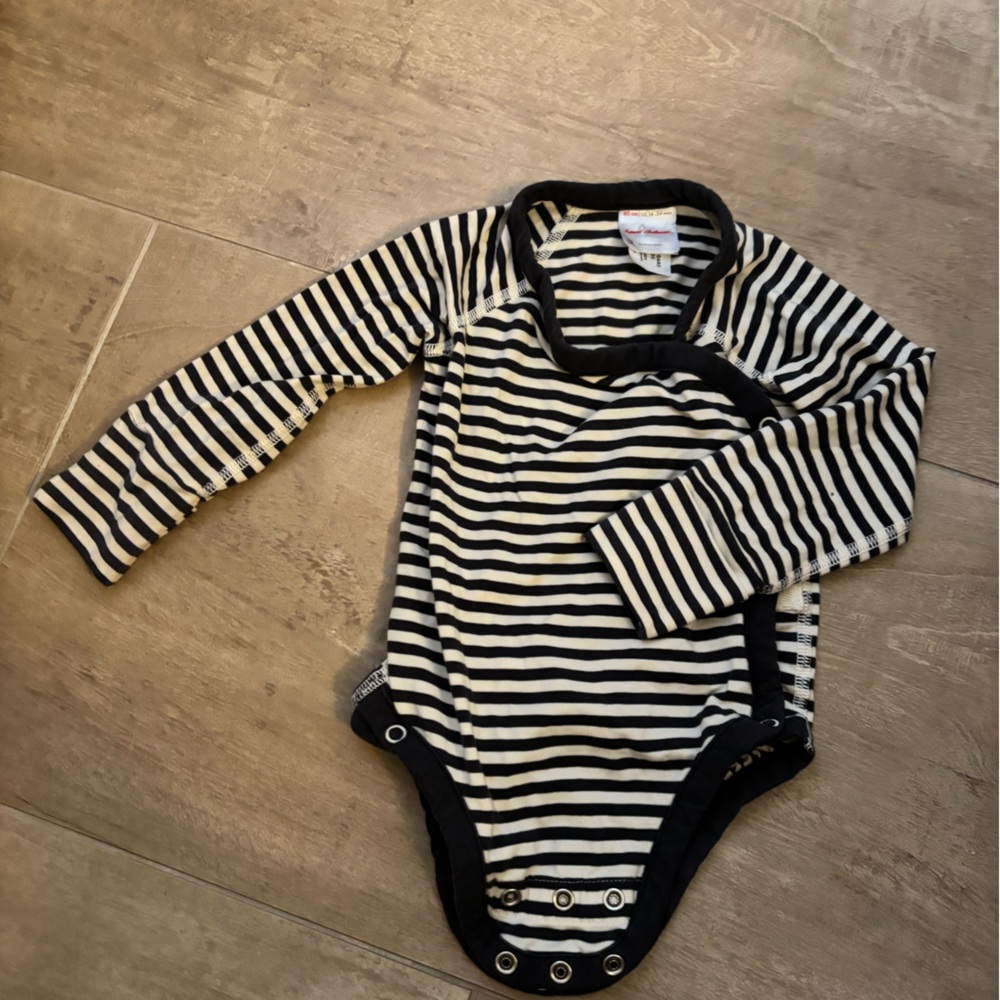 Hanna Andersson Body suit